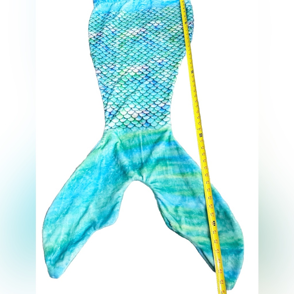 Comfy Tails Mermaid Tail Throw Blanket Plush Blue Green Kids - Picture 5 of 7